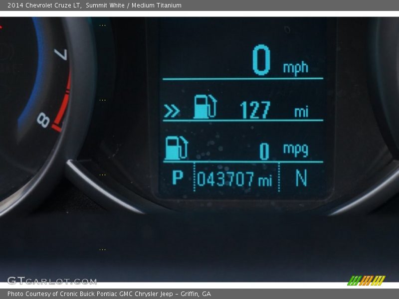 Summit White / Medium Titanium 2014 Chevrolet Cruze LT