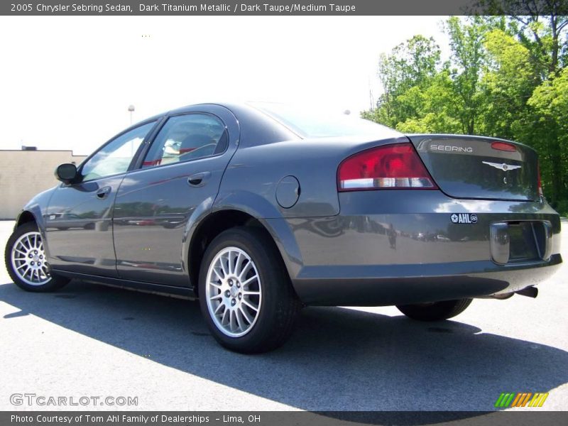 Dark Titanium Metallic / Dark Taupe/Medium Taupe 2005 Chrysler Sebring Sedan