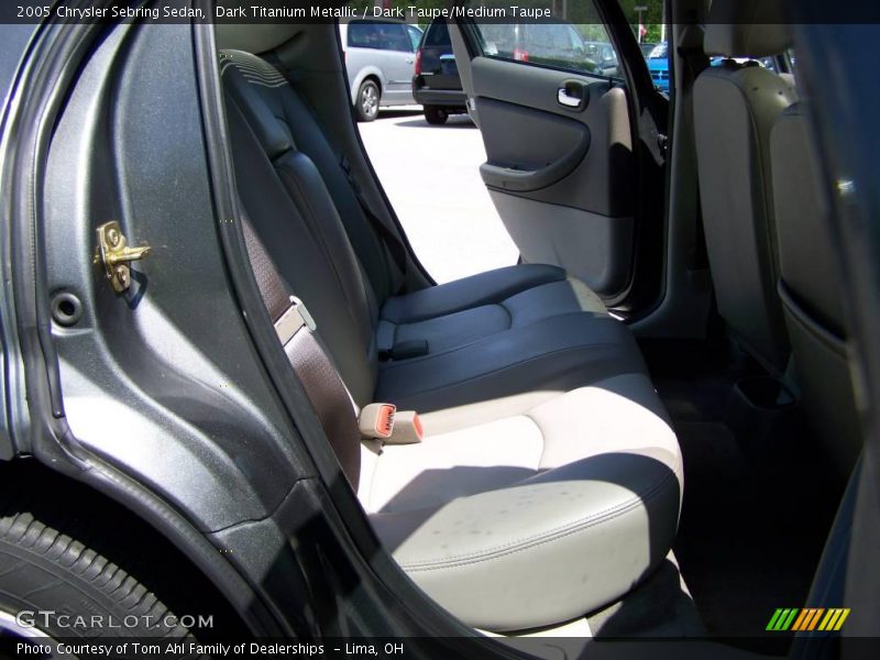 Dark Titanium Metallic / Dark Taupe/Medium Taupe 2005 Chrysler Sebring Sedan