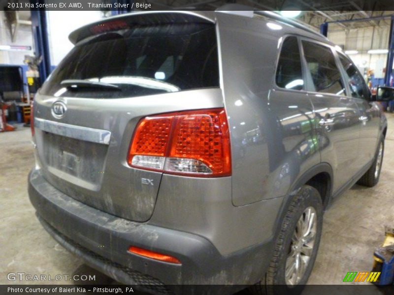 Titanium Silver / Beige 2011 Kia Sorento EX AWD