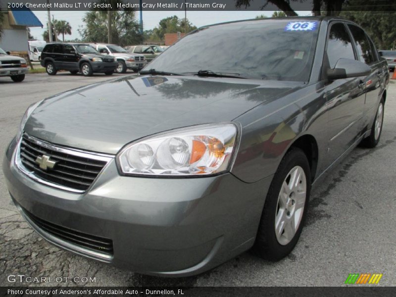 Front 3/4 View of 2006 Malibu LT V6 Sedan