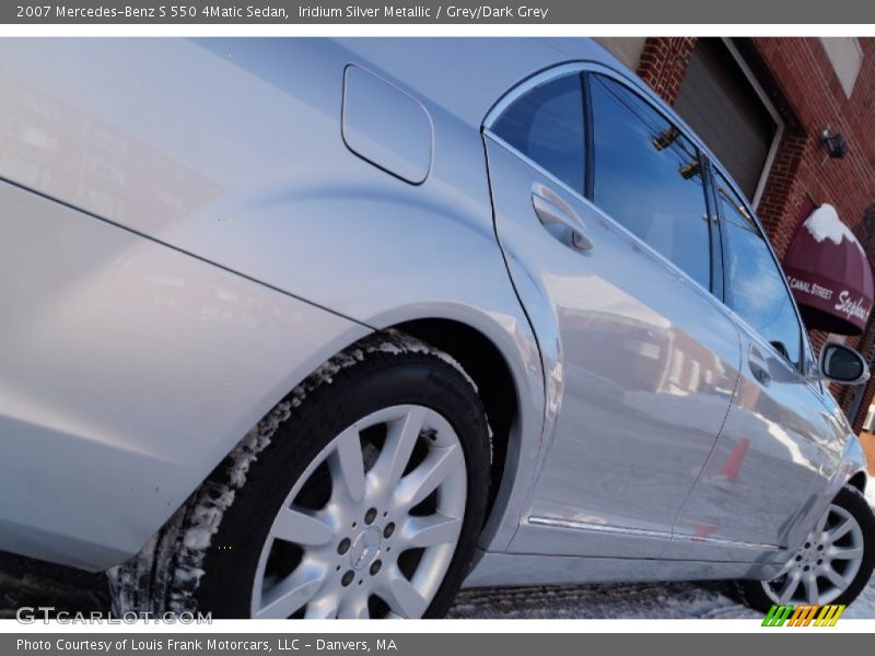 Iridium Silver Metallic / Grey/Dark Grey 2007 Mercedes-Benz S 550 4Matic Sedan