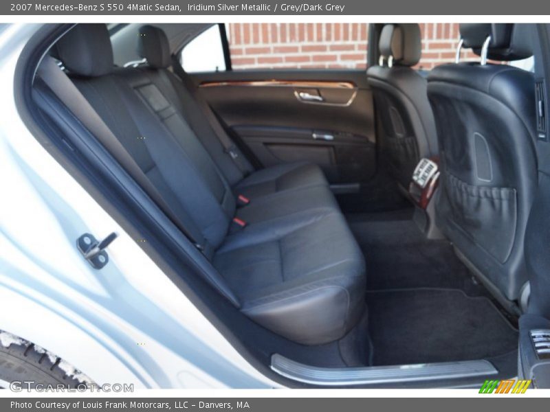 Iridium Silver Metallic / Grey/Dark Grey 2007 Mercedes-Benz S 550 4Matic Sedan