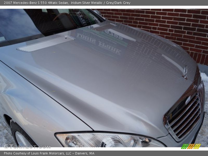 Iridium Silver Metallic / Grey/Dark Grey 2007 Mercedes-Benz S 550 4Matic Sedan