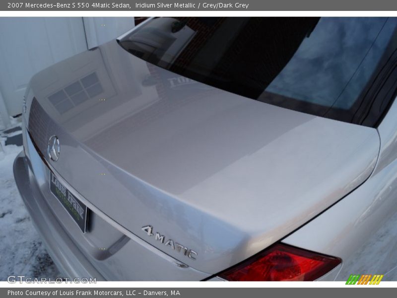 Iridium Silver Metallic / Grey/Dark Grey 2007 Mercedes-Benz S 550 4Matic Sedan