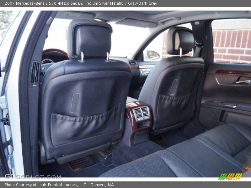 Iridium Silver Metallic / Grey/Dark Grey 2007 Mercedes-Benz S 550 4Matic Sedan