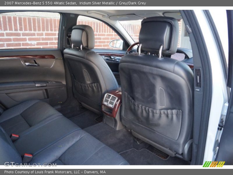 Iridium Silver Metallic / Grey/Dark Grey 2007 Mercedes-Benz S 550 4Matic Sedan