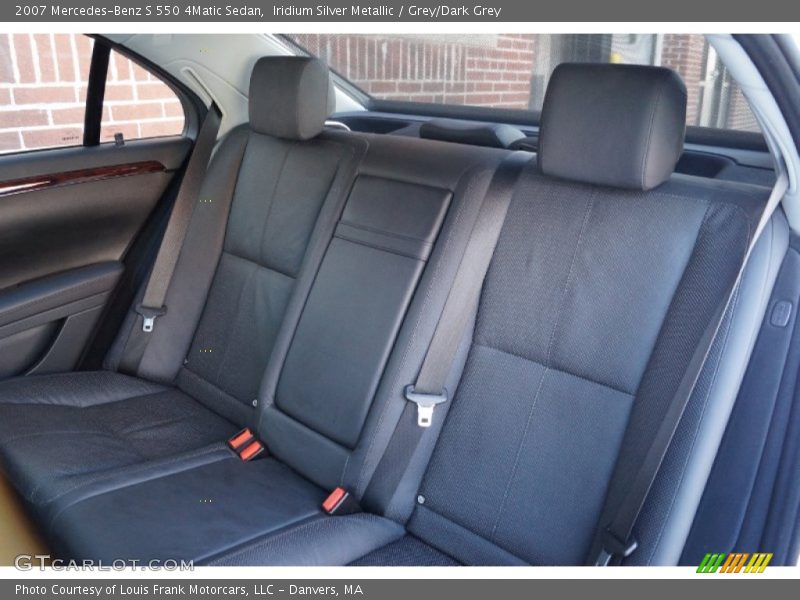 Iridium Silver Metallic / Grey/Dark Grey 2007 Mercedes-Benz S 550 4Matic Sedan