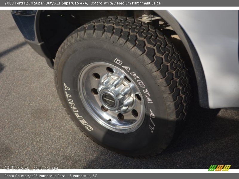 Oxford White / Medium Parchment Beige 2003 Ford F250 Super Duty XLT SuperCab 4x4