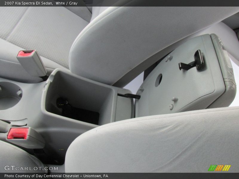 White / Gray 2007 Kia Spectra EX Sedan