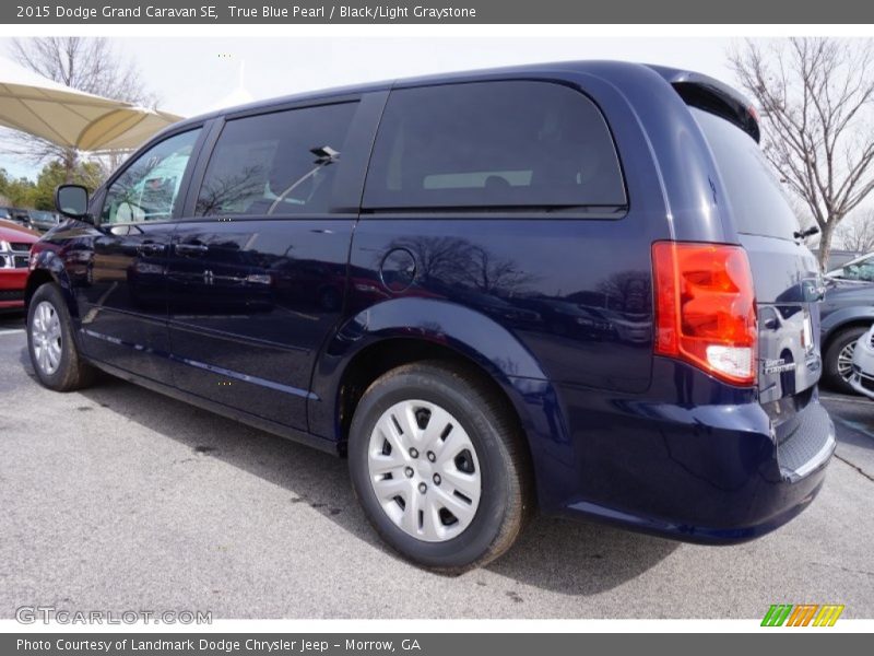 True Blue Pearl / Black/Light Graystone 2015 Dodge Grand Caravan SE