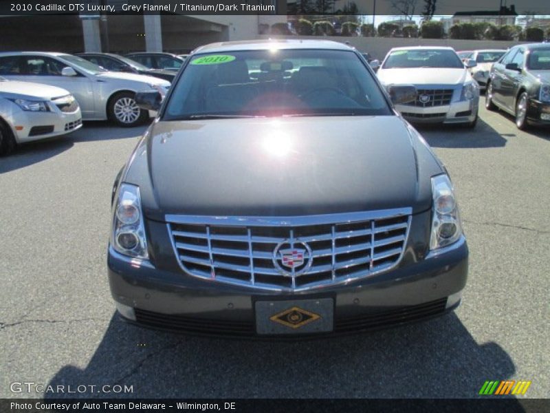 Grey Flannel / Titanium/Dark Titanium 2010 Cadillac DTS Luxury