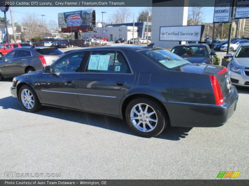 Grey Flannel / Titanium/Dark Titanium 2010 Cadillac DTS Luxury