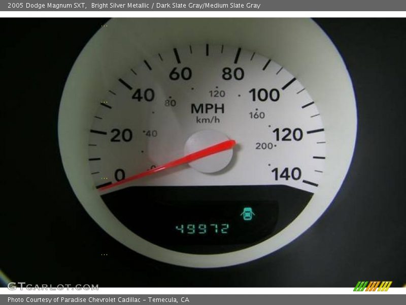 Bright Silver Metallic / Dark Slate Gray/Medium Slate Gray 2005 Dodge Magnum SXT