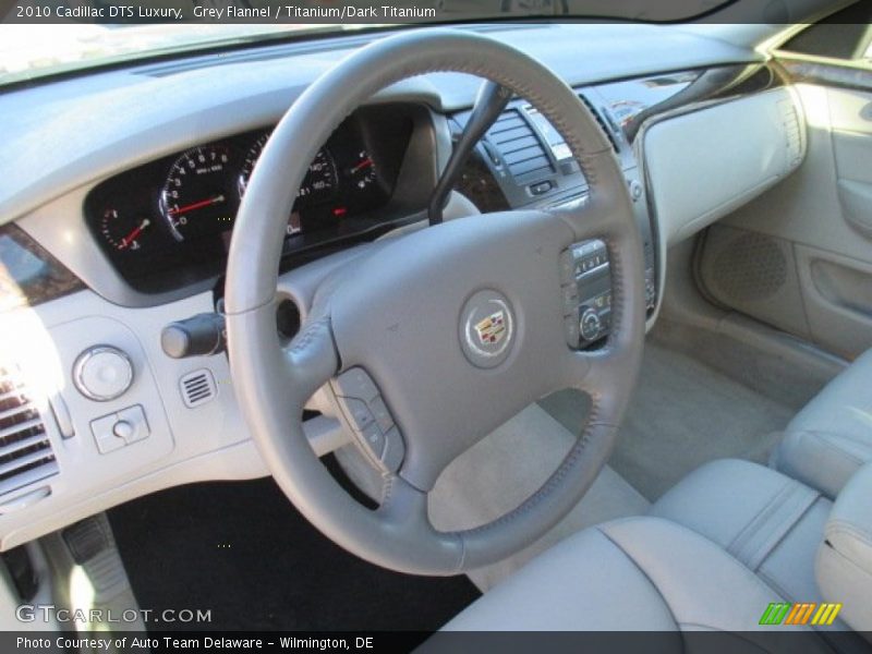 Grey Flannel / Titanium/Dark Titanium 2010 Cadillac DTS Luxury