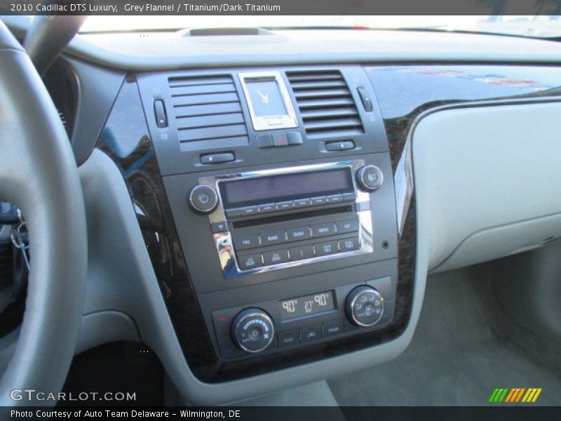 Grey Flannel / Titanium/Dark Titanium 2010 Cadillac DTS Luxury