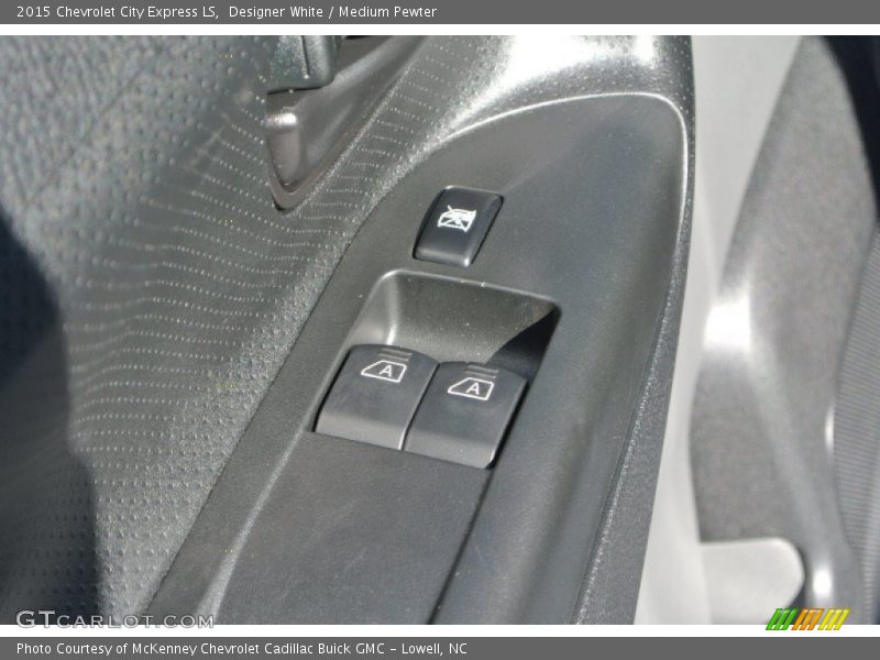 Designer White / Medium Pewter 2015 Chevrolet City Express LS