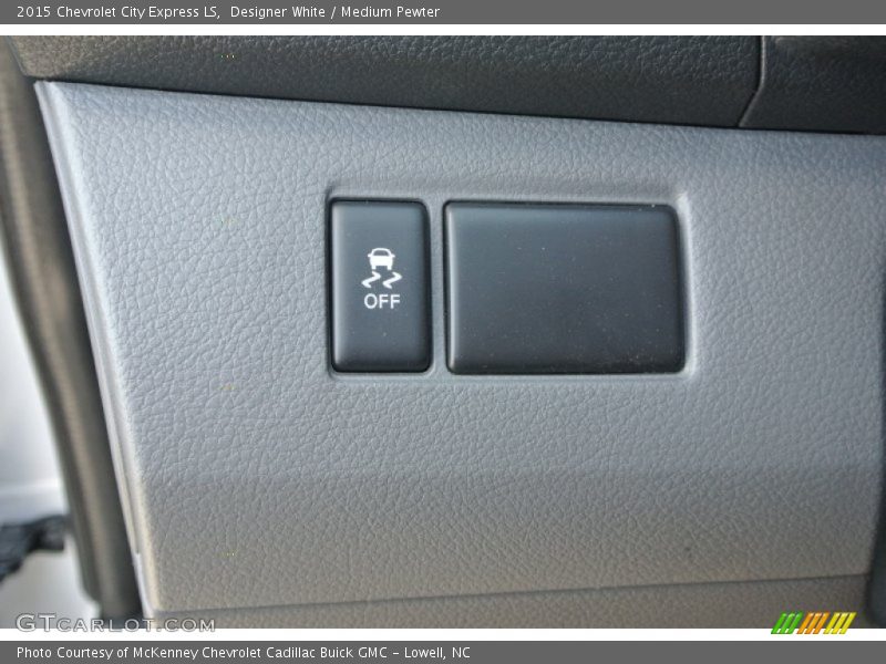 Designer White / Medium Pewter 2015 Chevrolet City Express LS