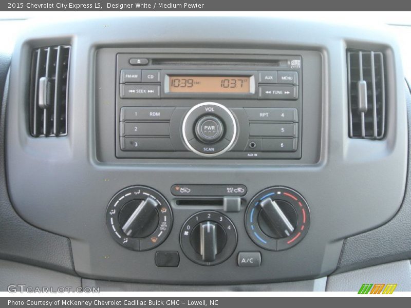 Designer White / Medium Pewter 2015 Chevrolet City Express LS