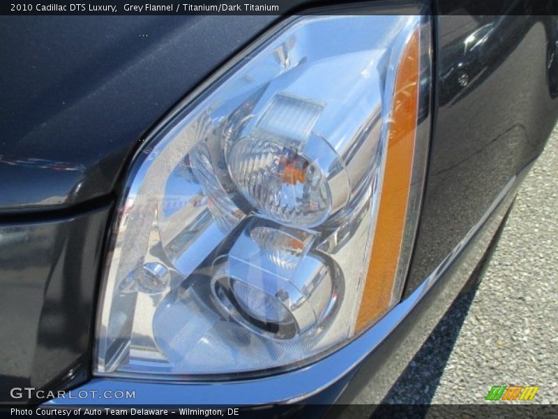 Grey Flannel / Titanium/Dark Titanium 2010 Cadillac DTS Luxury