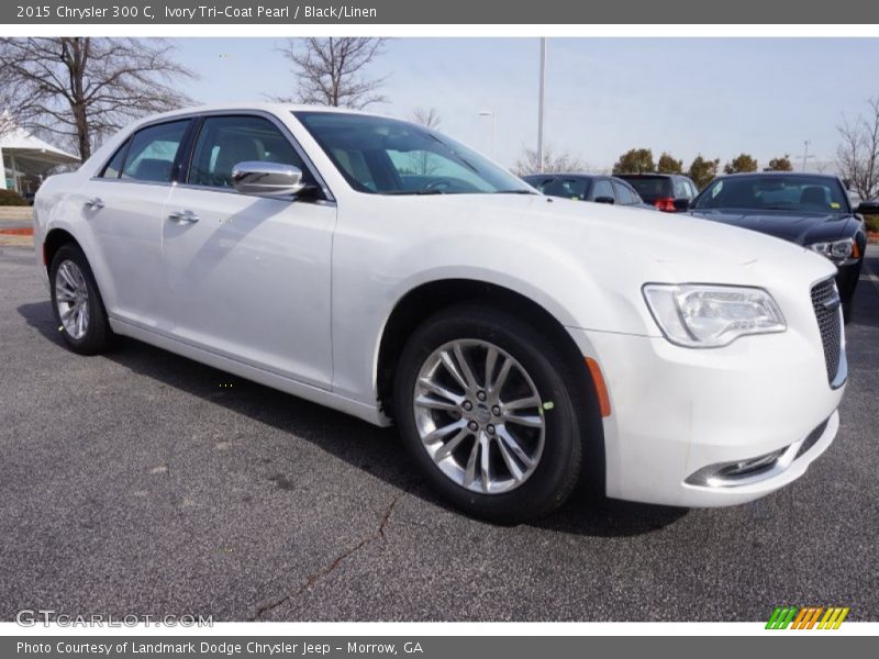 Front 3/4 View of 2015 300 C