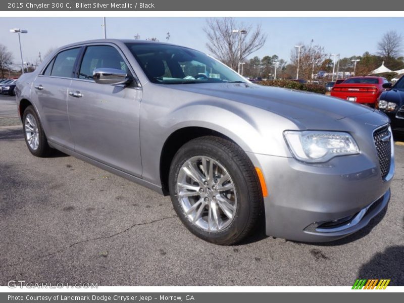 Front 3/4 View of 2015 300 C