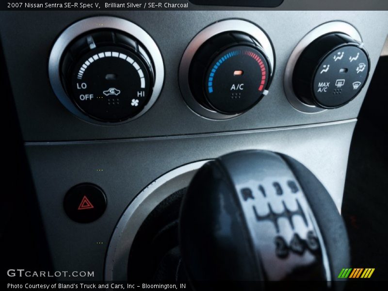 Brilliant Silver / SE-R Charcoal 2007 Nissan Sentra SE-R Spec V