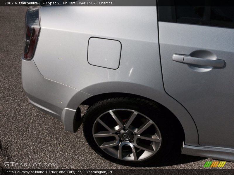 Brilliant Silver / SE-R Charcoal 2007 Nissan Sentra SE-R Spec V
