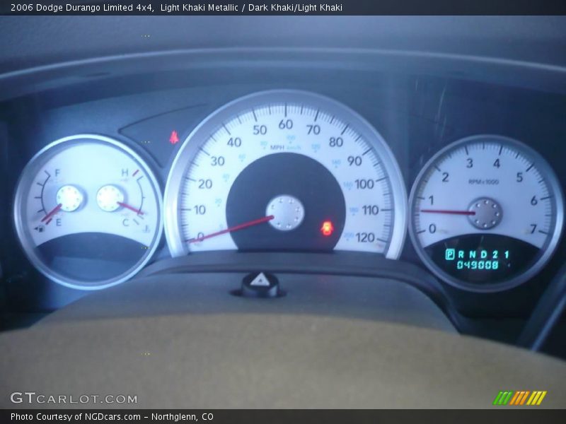 Light Khaki Metallic / Dark Khaki/Light Khaki 2006 Dodge Durango Limited 4x4
