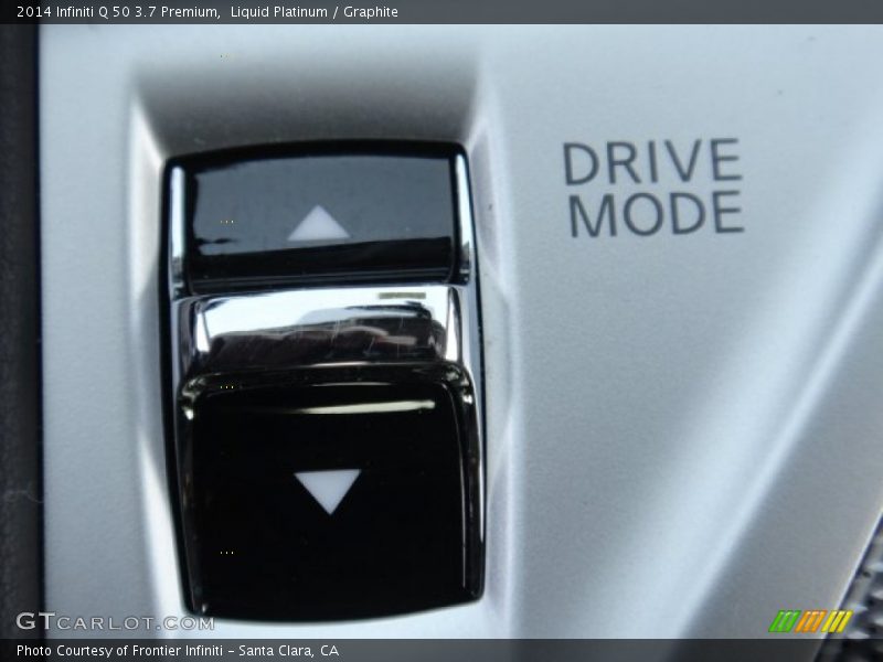Liquid Platinum / Graphite 2014 Infiniti Q 50 3.7 Premium