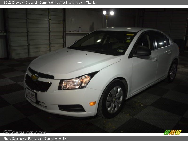 Summit White / Jet Black/Medium Titanium 2012 Chevrolet Cruze LS