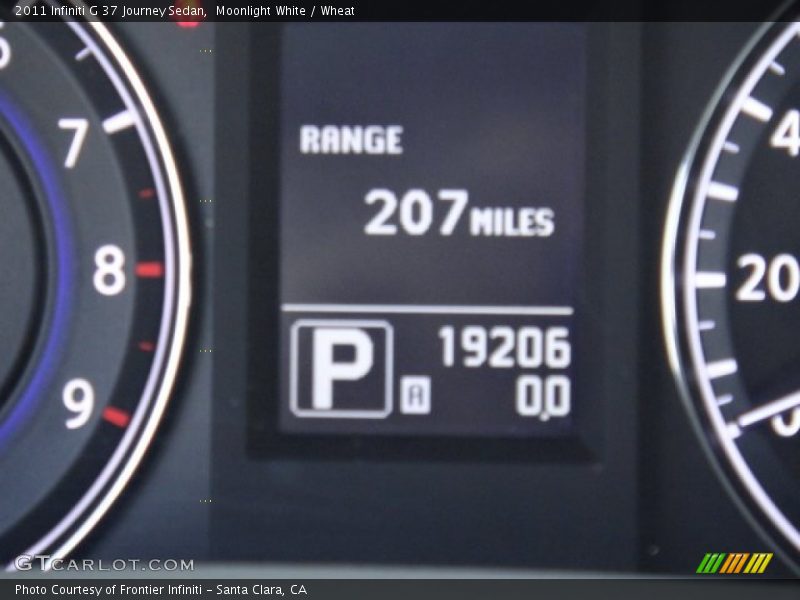Moonlight White / Wheat 2011 Infiniti G 37 Journey Sedan