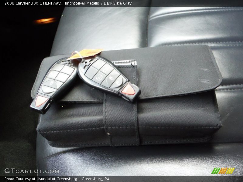 Bright Silver Metallic / Dark Slate Gray 2008 Chrysler 300 C HEMI AWD
