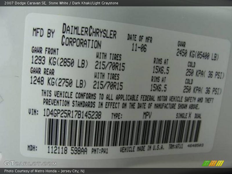 Stone White / Dark Khaki/Light Graystone 2007 Dodge Caravan SE