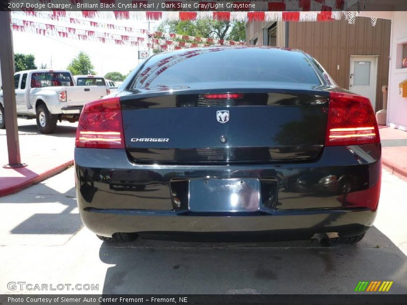 Brilliant Black Crystal Pearl / Dark Slate Gray/Light Graystone 2007 Dodge Charger