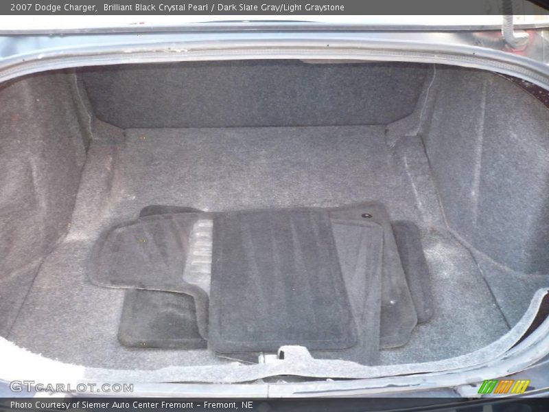 Brilliant Black Crystal Pearl / Dark Slate Gray/Light Graystone 2007 Dodge Charger