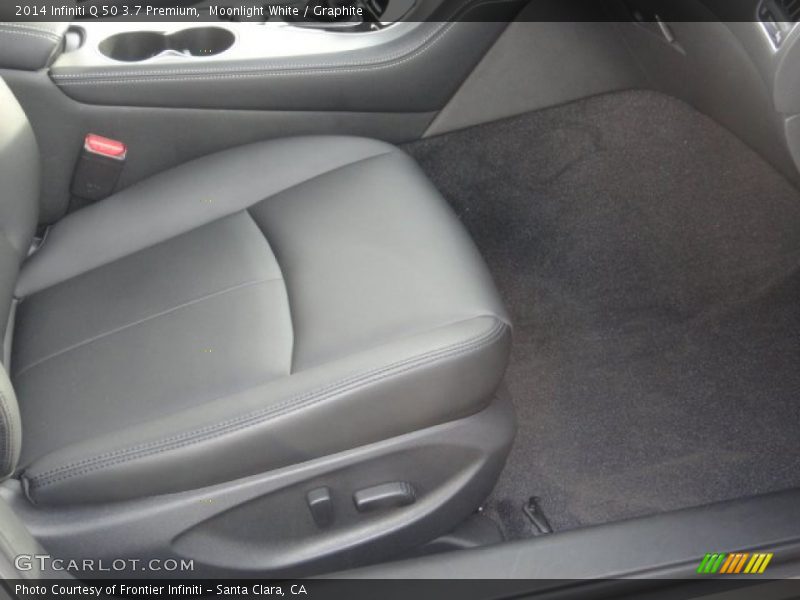 Moonlight White / Graphite 2014 Infiniti Q 50 3.7 Premium