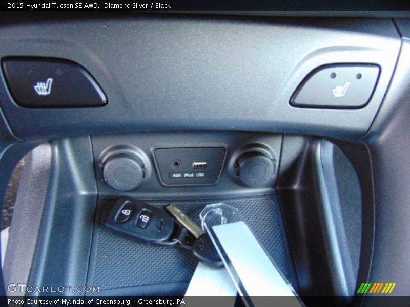 Diamond Silver / Black 2015 Hyundai Tucson SE AWD