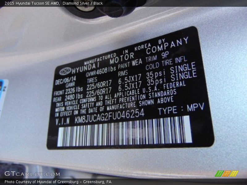 Diamond Silver / Black 2015 Hyundai Tucson SE AWD