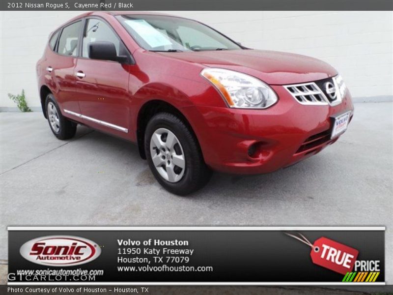 Cayenne Red / Black 2012 Nissan Rogue S
