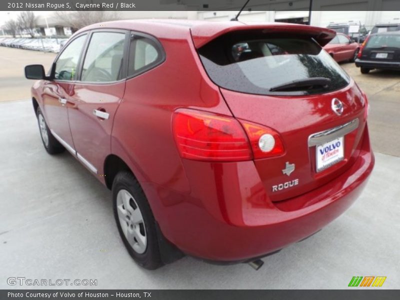 Cayenne Red / Black 2012 Nissan Rogue S