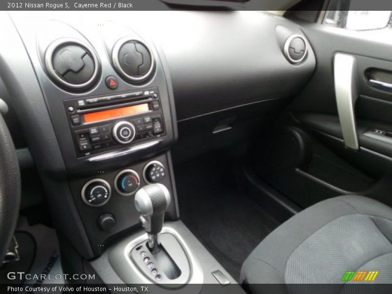 Cayenne Red / Black 2012 Nissan Rogue S