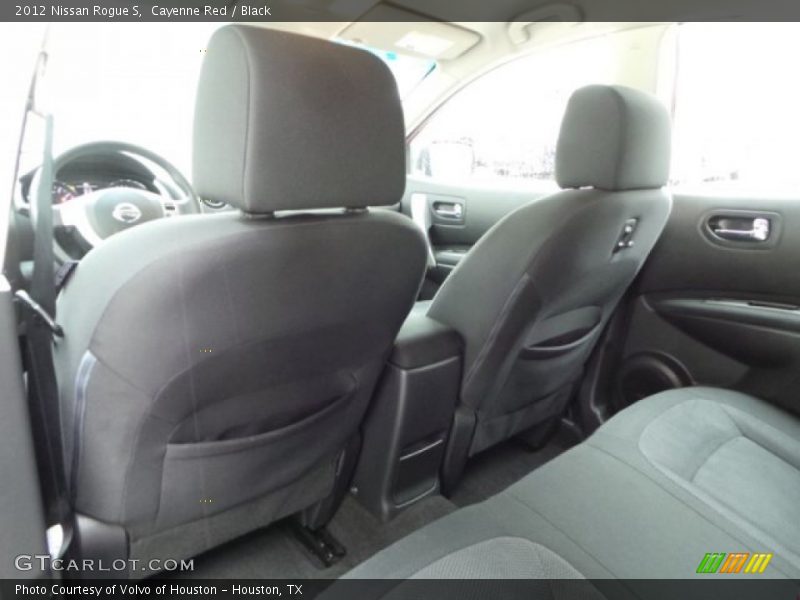 Cayenne Red / Black 2012 Nissan Rogue S
