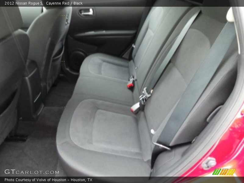 Cayenne Red / Black 2012 Nissan Rogue S