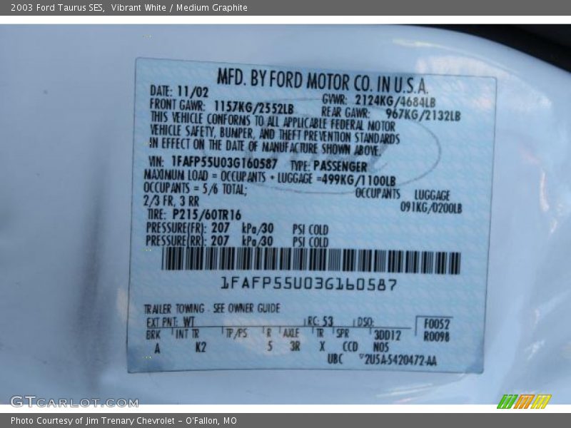 Vibrant White / Medium Graphite 2003 Ford Taurus SES