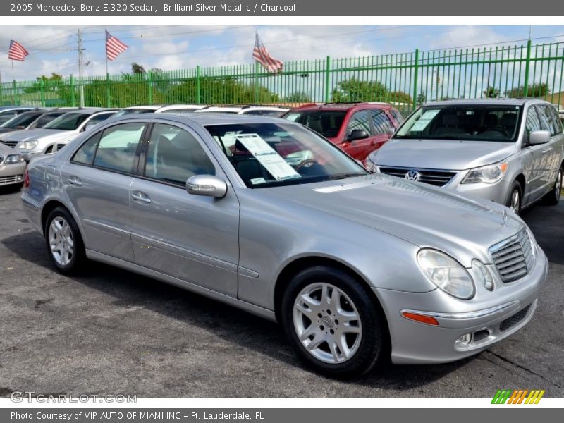 Front 3/4 View of 2005 E 320 Sedan