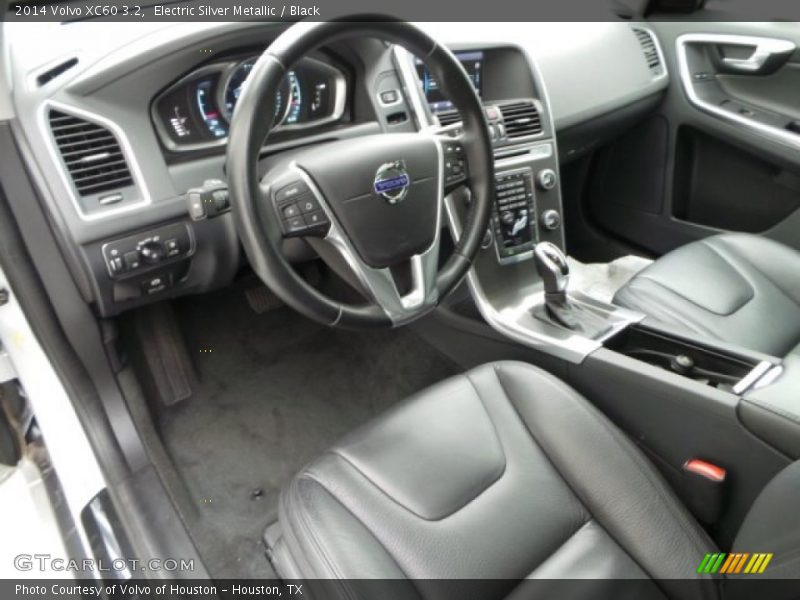 Electric Silver Metallic / Black 2014 Volvo XC60 3.2