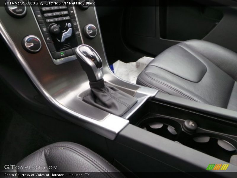 Electric Silver Metallic / Black 2014 Volvo XC60 3.2
