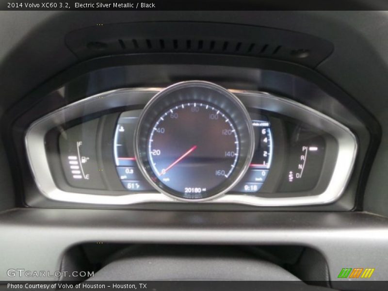 Electric Silver Metallic / Black 2014 Volvo XC60 3.2