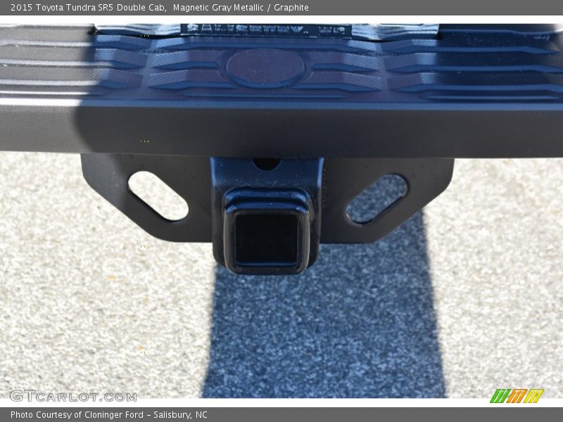 Magnetic Gray Metallic / Graphite 2015 Toyota Tundra SR5 Double Cab